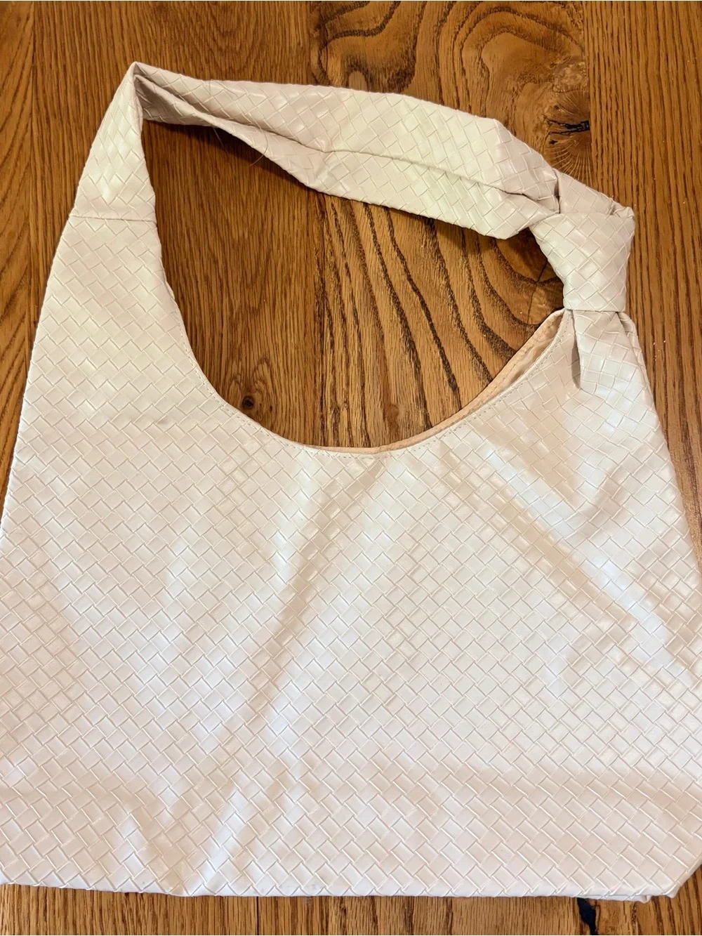Women's Woven Shoulder Bag in Light Beige